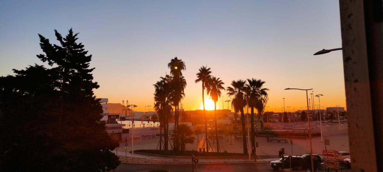 Hostel Puerto Algeciras Zewnętrze zdjęcie